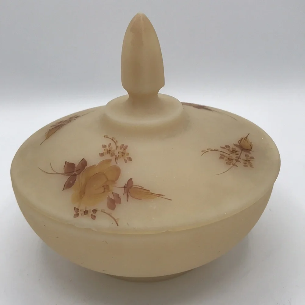 Hand-painted trinket / jewelry box